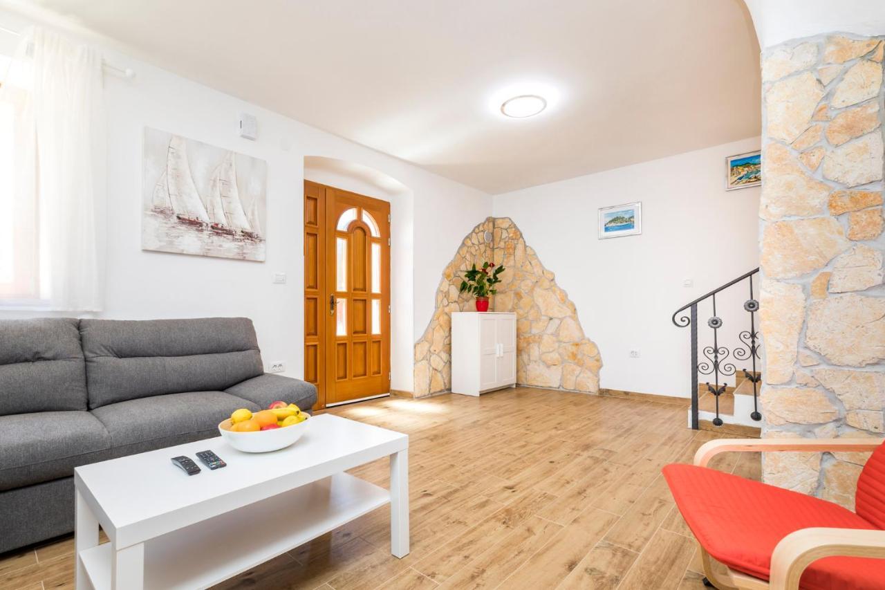 Vacation House Orange Veli Lošinj المظهر الخارجي الصورة