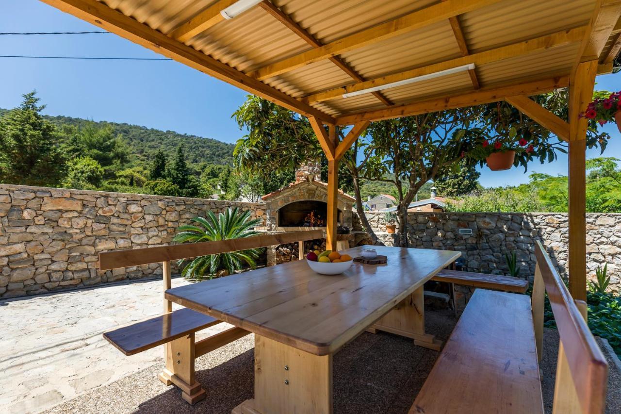 Vacation House Orange Veli Lošinj المظهر الخارجي الصورة